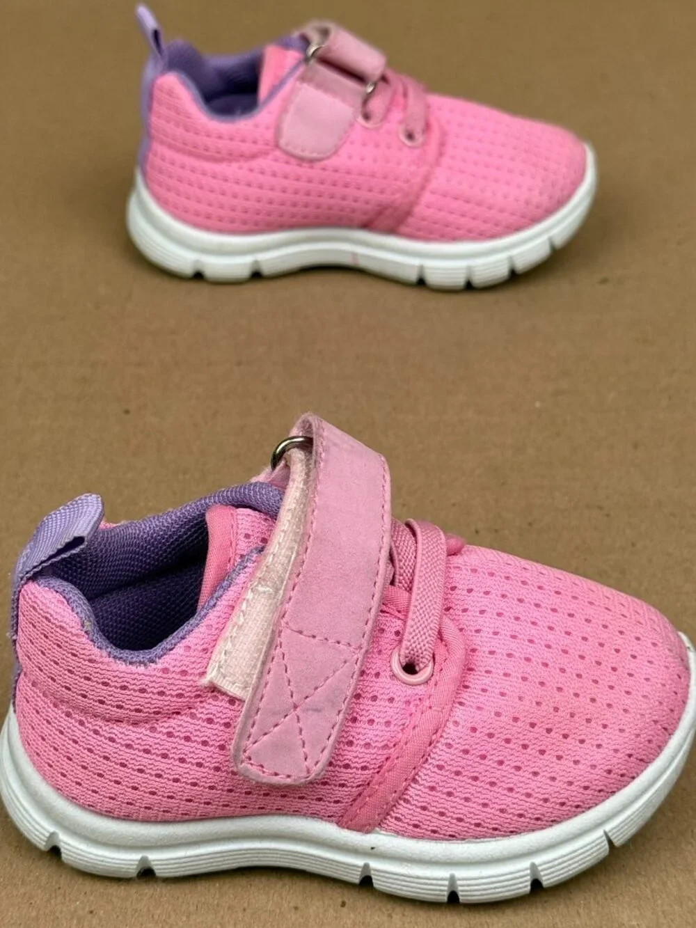 Toddler Girls Bellanie Pink Athletic Sneakers Size 3 Needs Cleaning